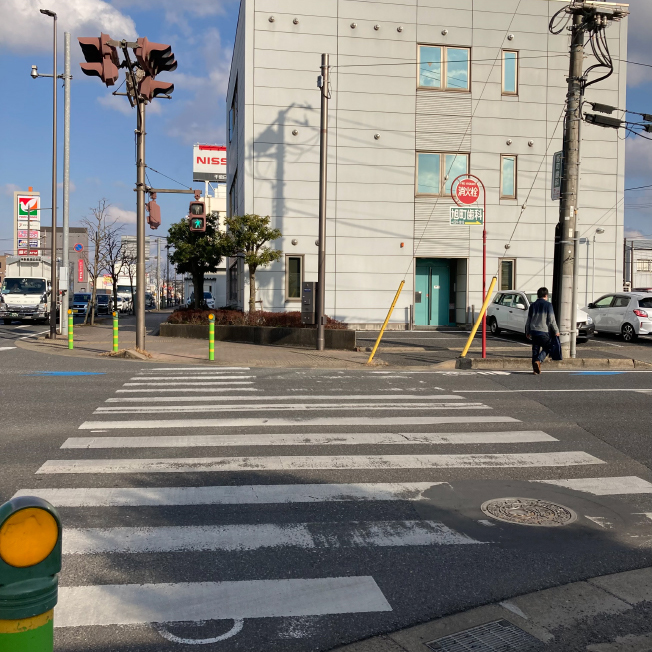 旭町バス停からお越しの方へ