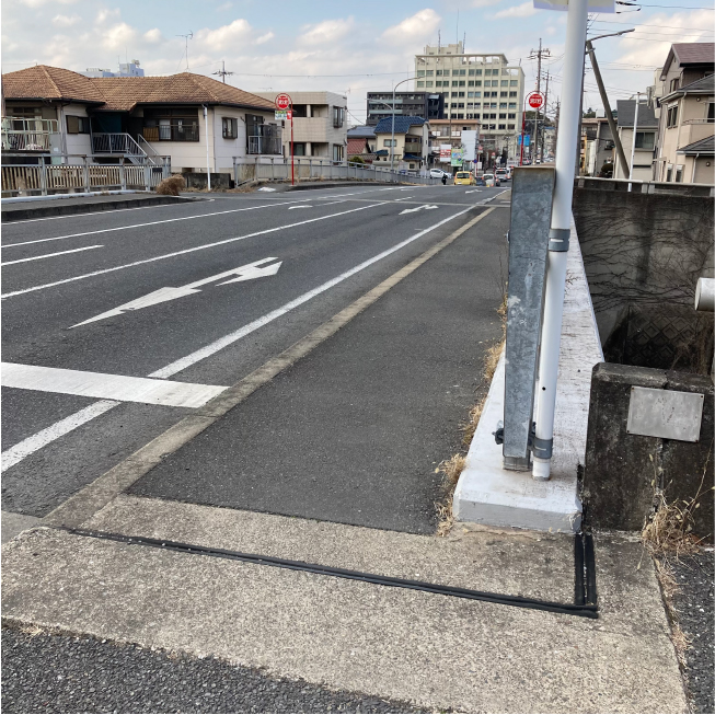 水源橋バス停からお越しの方へ